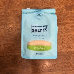 EVERYTHING is $5 ❤ - 2lbs Detox Bath Soak